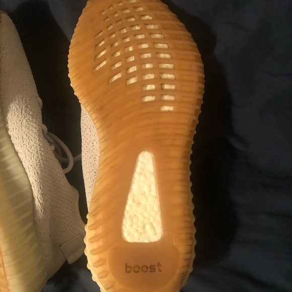 Adidas Yeezy Sesame - Picture 4 of 7